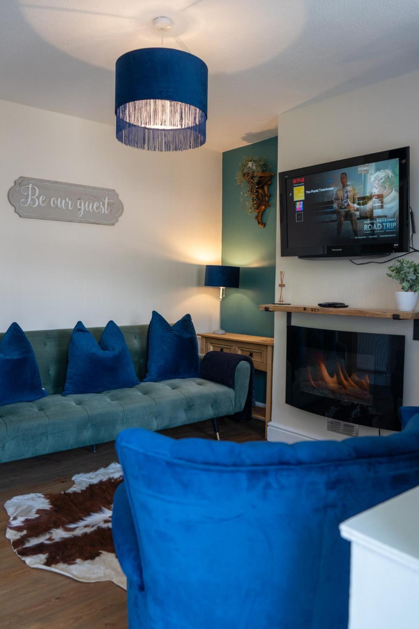 Вилла The Plumb Townhouse In Warwick Centre Экстерьер фото