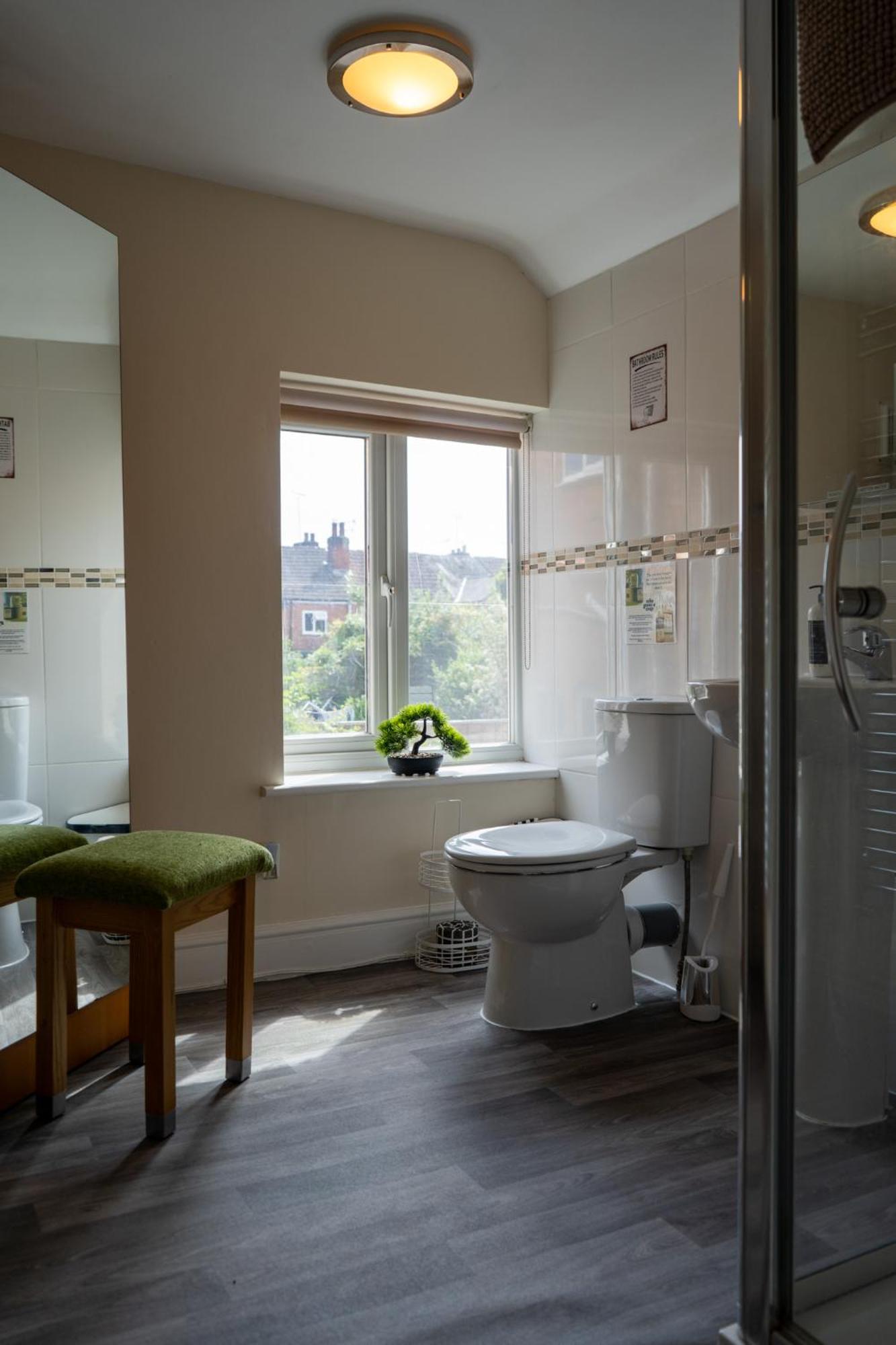 Вилла The Plumb Townhouse In Warwick Centre Экстерьер фото